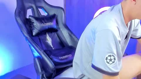 Snapshot of demian_cute chatting on 28, 3, 2026 Demian online show from 28, 3, 2026