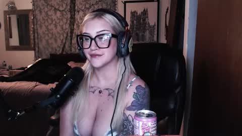 Snapshot of demongf chatting on 9, 3, 2026 Demoness Mina online show from 9, 3, 2026