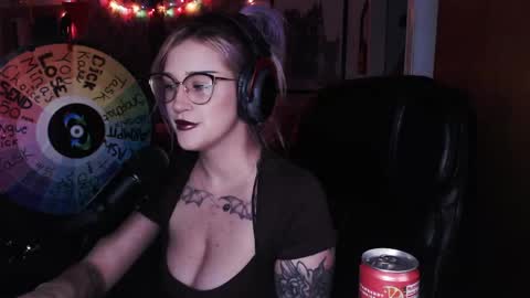 Snapshot of demongf chatting on 13, 4, 2026 Demoness Mina online show from 13, 4, 2026