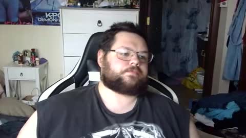 Snapshot of demonhellboy420 chatting on 18, 4, 2026 Matthew Cewe online show from 18, 4, 2026