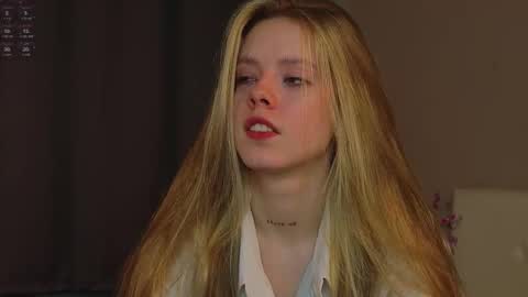 Snapshot of denaebeste chatting on 16, 12, 2025 Emma online show from 16, 12, 2025