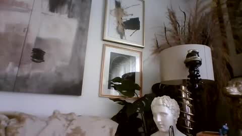 Snapshot of denboisvin2043 chatting on 6, 3, 2025 denboisvin2043 online show from 6, 3, 2025