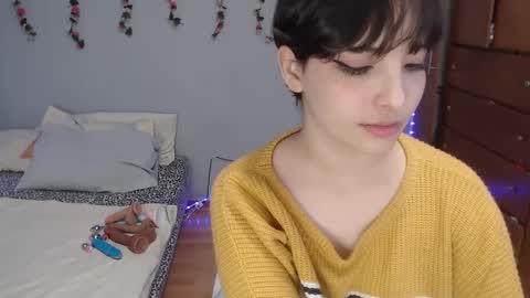 Snapshot of deni_bloom chatting on 27, 12, 2024 Denisse    schedule Monday to Friday 1300-1900 mexican time Saturday-maybe it could be a surprise IDEPENDENT MODEL online show from 27, 12, 2024