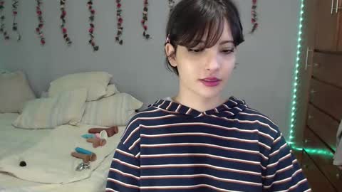 Snapshot of deni_bloom chatting on 17, 1, 2025 Denisse    schedule Monday to Friday 1300-1900 mexican time Saturday-maybe it could be a surprise IDEPENDENT MODEL online show from 17, 1, 2025