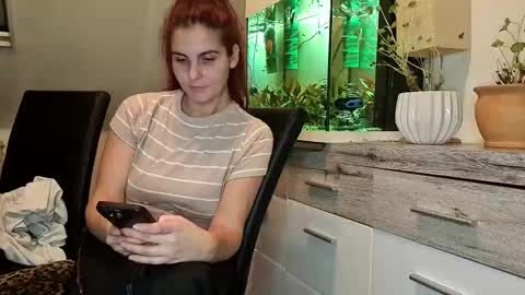 Snapshot of denise_brad chatting on 18, 11, 2025 Denise and Brad online show from 18, 11, 2025