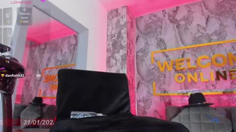 Denise Villareal  online show from 31, 1, 2025