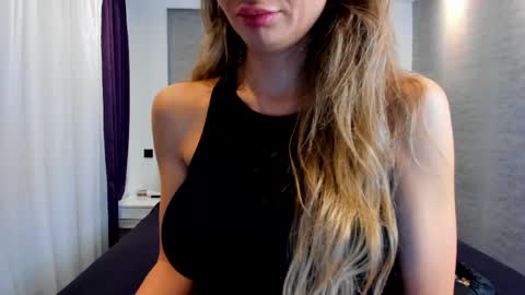 Snapshot of denizze1 chatting on 13, 5, 2026 DomDenizee online show from 13, 5, 2026