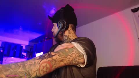 Oliver online show from 28, 2, 2026