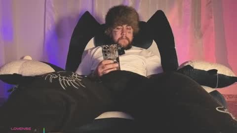 Snapshot of denjig chatting on 11, 4, 2026 Oliver online show from 11, 4, 2026