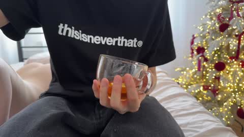 Snapshot of denobluora chatting on 12, 1, 2025 Jasper   online show from 12, 1, 2025