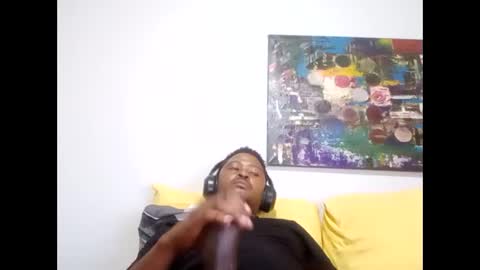 Snapshot of dentzo chatting on 5, 3, 2026 mastER blACK online show from 5, 3, 2026