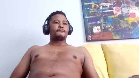 Snapshot of dentzo chatting on 5, 4, 2026 mastER blACK online show from 5, 4, 2026