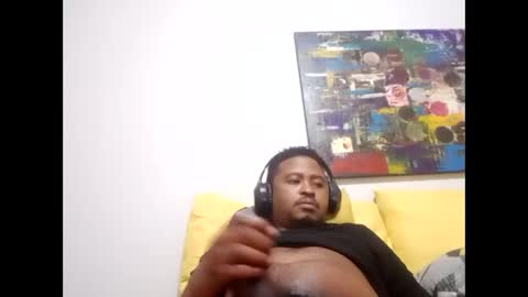 Snapshot of dentzo chatting on 9, 4, 2026 mastER blACK online show from 9, 4, 2026