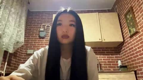 Emma online show from 14, 11, 2025