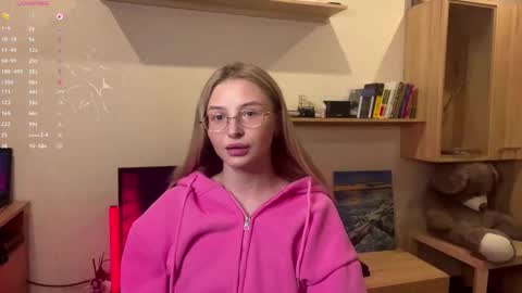 Vi  Victoria online show from 13, 11, 2025