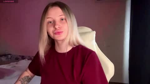 Snapshot of deonnagarn chatting on 29, 3, 2026 Vi Victoria online show from 29, 3, 2026