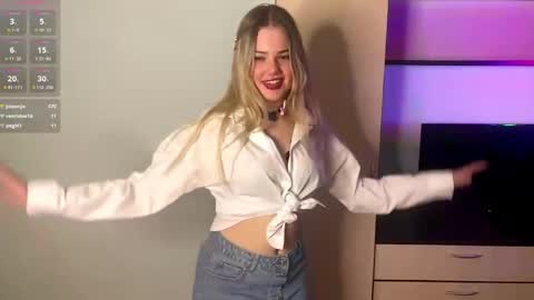 Luna online show from 9, 4, 2026