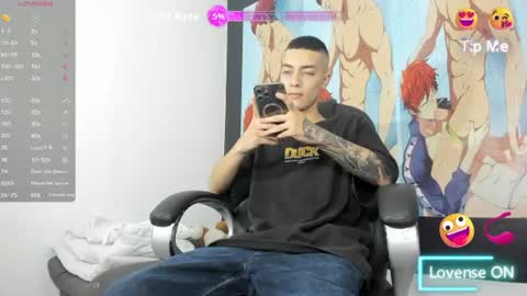 Snapshot of dereck_boyy_ chatting on 4, 7, 2026 Dereck Boy online show from 4, 7, 2026