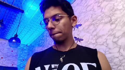 Snapshot of dereck_monroe chatting on 9, 4, 2026 Dereck online show from 9, 4, 2026