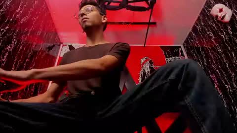 Snapshot of dereck_monroe chatting on 9, 7, 2026 Dereck online show from 9, 7, 2026
