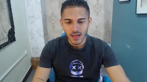 D E R E K online show from 4, 12, 2025