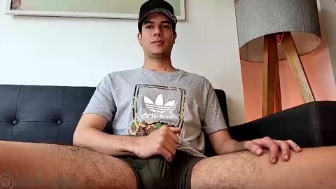 Snapshot of derek_stud_ chatting on 3, 3, 2025 Derek independent model online show from 3, 3, 2025