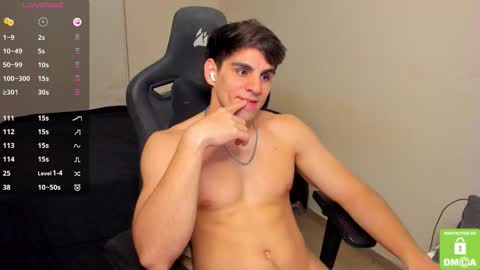 Snapshot of derekcb chatting on 14, 9, 2025 Derekcb online show from 14, 9, 2025