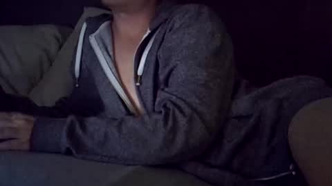 Snapshot of derokkes chatting on 3, 6, 2026 derokkes online show from 3, 6, 2026