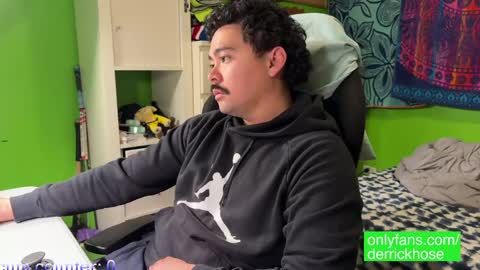 Snapshot of derrick_hose chatting on 8, 3, 2025 Derrick Hose online show from 8, 3, 2025