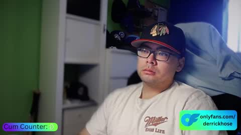 Snapshot of derrick_hose chatting on 10, 9, 2025 Derrick Hose online show from 10, 9, 2025