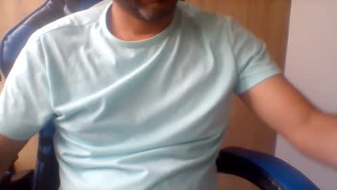 Snapshot of derrik_ chatting on 31, 3, 2026 online show from 31, 3, 2026