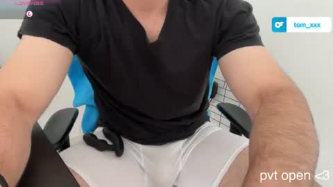 Snapshot of dertom_xxx chatting on 24, 7, 2026 Tom online show from 24, 7, 2026
