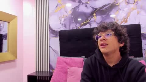 Snapshot of desire_ecstasy chatting on 15, 1, 2026 desire_ecstasy online show from 15, 1, 2026