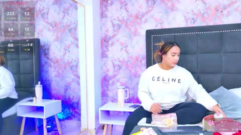 Snapshot of desire_sara chatting on 23, 9, 2025 Sara Desire online show from 23, 9, 2025