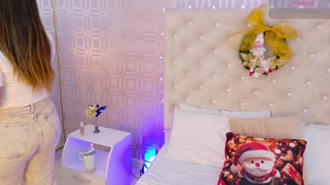 Snapshot of desire_sara chatting on 27, 11, 2025 Sara Desire online show from 27, 11, 2025