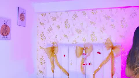 Sara Desire online show from 20, 12, 2025