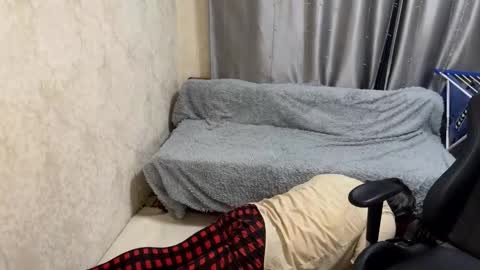 Snapshot of desiredude9 chatting on 9, 9, 2025 desiredude9 online show from 9, 9, 2025