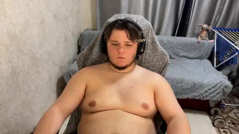 Snapshot of desiredude9 chatting on 12, 9, 2025 desiredude9 online show from 12, 9, 2025