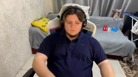 Snapshot of desiredude9 chatting on 1, 10, 2025 desiredude9 online show from 1, 10, 2025