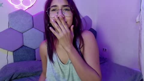 TORI AND MR. BEAR online show from 13, 2, 2025