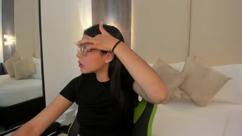 Snapshot of desireee_ chatting on 14, 1, 2026 desire online show from 14, 1, 2026