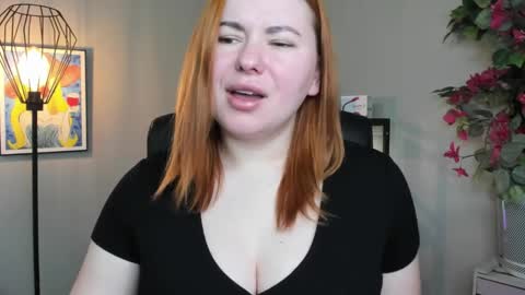 Snapshot of desirelayla chatting on 9, 4, 2026 LAYLA online show from 9, 4, 2026