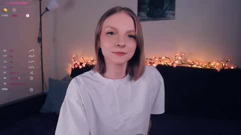Snapshot of desiresecret222 chatting on 23, 10, 2025 Jade online show from 23, 10, 2025