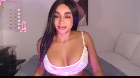 Destinne Mill online show from 5, 2, 2026