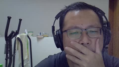 Snapshot of destroy1984 chatting on 18, 10, 2025 Destroy November 1984 online show from 18, 10, 2025