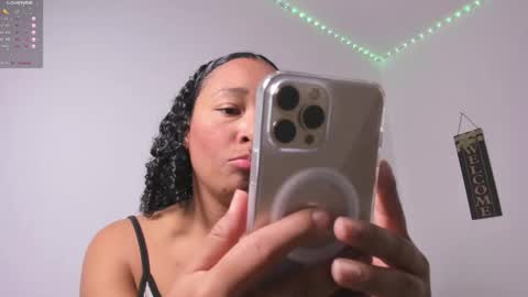 desty_y online show from 5, 10, 2025