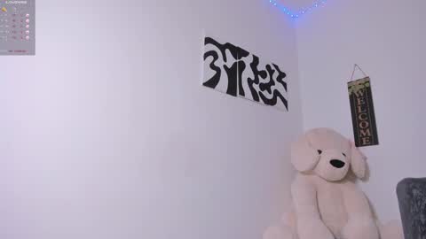 desty_y online show from 3, 12, 2025