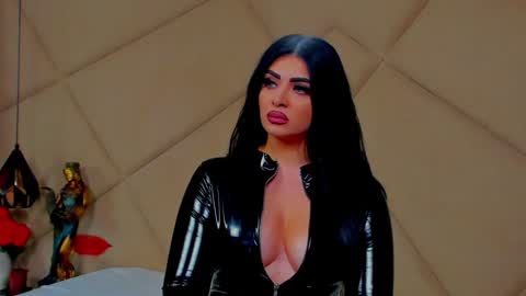 Snapshot of devashaqueen chatting on 17, 12, 2024 Devasha online show from 17, 12, 2024