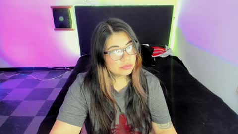  L I NA  online show from 12, 1, 2025