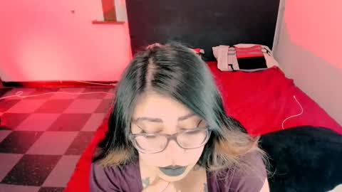  L I NA  online show from 1, 3, 2025